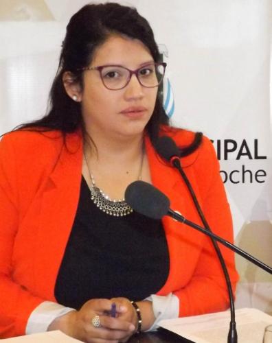 Arabela Carreras furiosa con la presidenta del Concejo Municipal de Bariloche, Natalia Almonacid